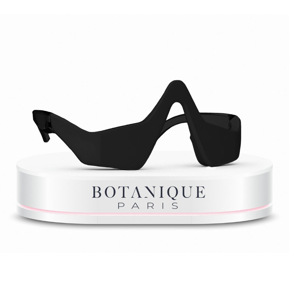 RevitalEyes® 2-in-1 Red Light Therapy + EMS To Erase Eye Bags